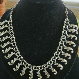 #98 - Sarah Coventry Silver Statement Necklace